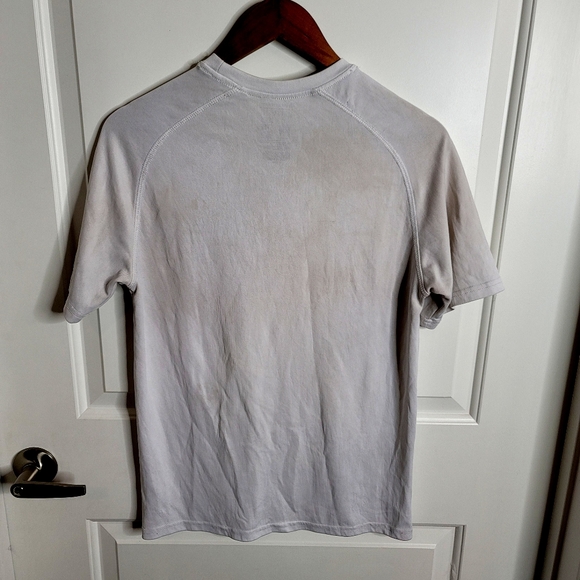 Starter Lightweight Performance Shirt. Perfect Condition! - Picture 4 of 4